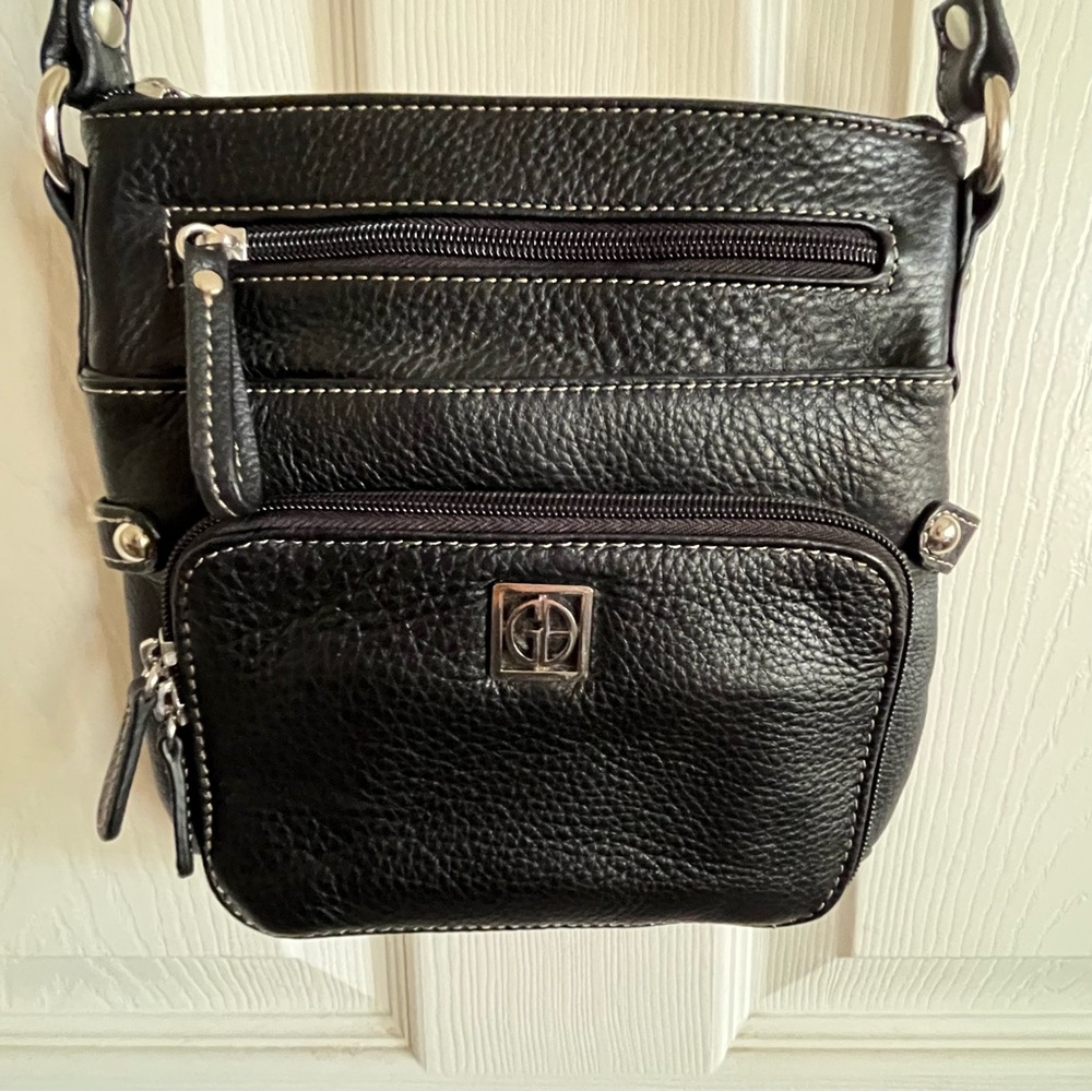 Black Crossbody Leather Giani Bernini Bag